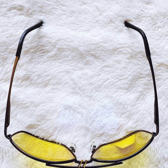 Orielle Black Aviator Sunglasses - Picture 4 of 15